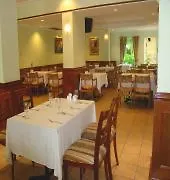 Khách sạn Heritage 3*