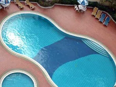 Khách sạn Heritage 3*